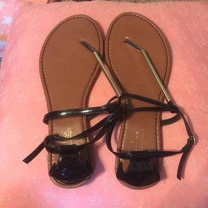 Palm sandals